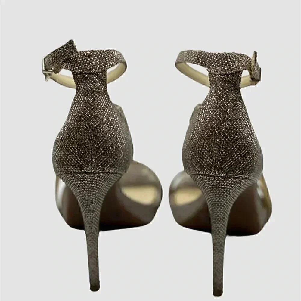 Jessica Simpson Tan Heels - Picture 2 of 3